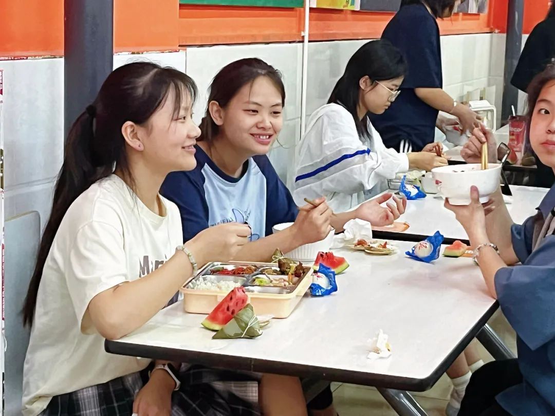 粽香四溢丨端午加餐美味相伴樂無邊