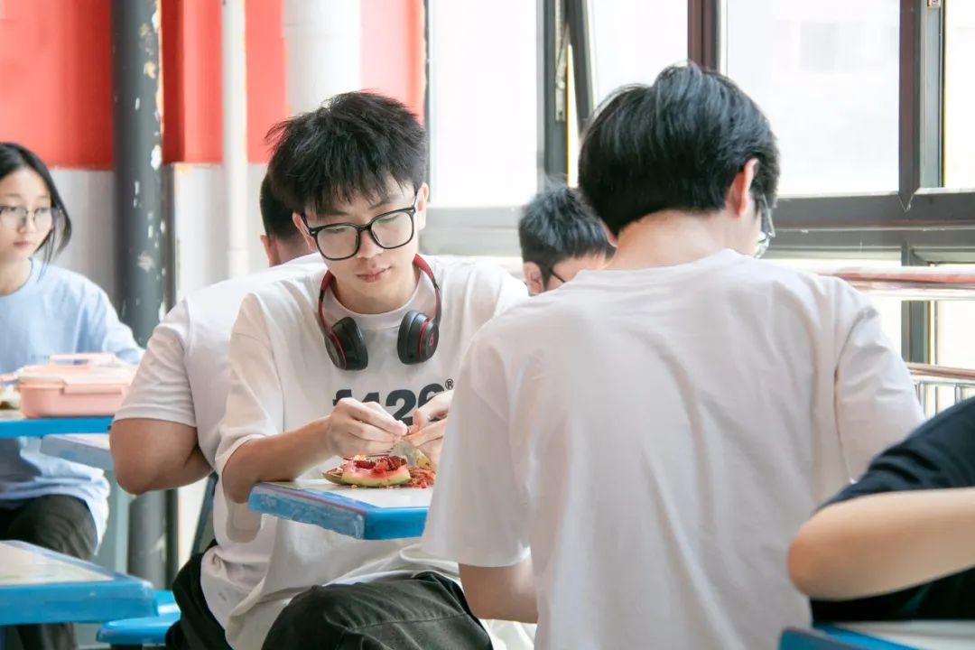 粽香四溢丨端午加餐美味相伴樂無邊