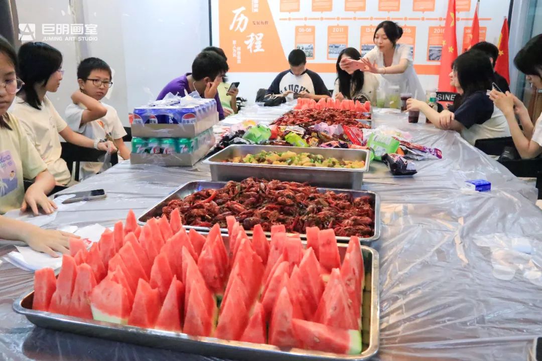 繪夢盛夏，歡樂不停丨重慶巨明畫室暑假班班級活動(dòng)