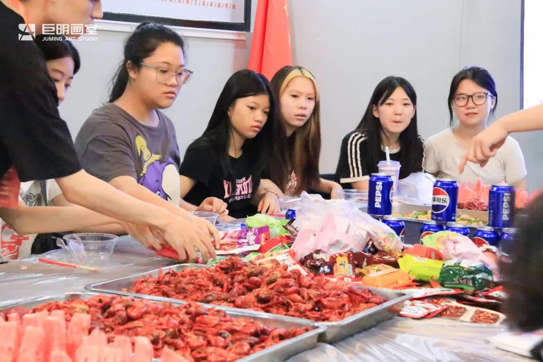 繪夢盛夏，歡樂不停丨重慶巨明畫室暑假班班級活動(dòng)