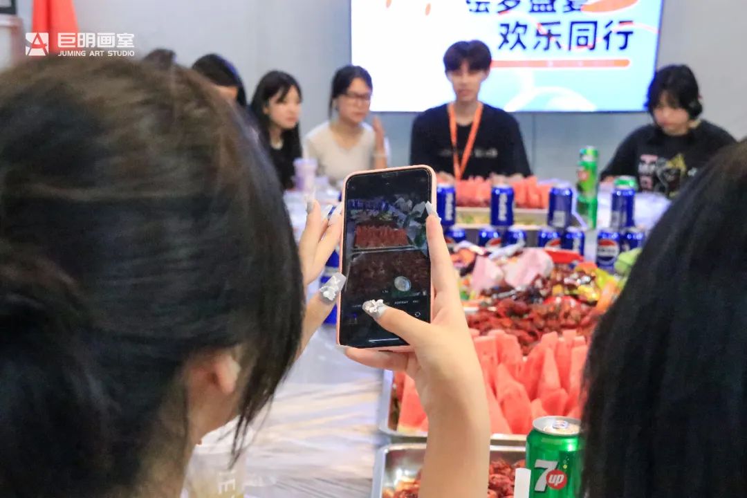 繪夢盛夏，歡樂不停丨重慶巨明畫室暑假班班級活動(dòng)