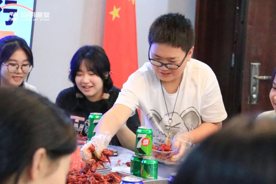 繪夢盛夏，歡樂不停丨重慶巨明畫室暑假班班級活動(dòng)