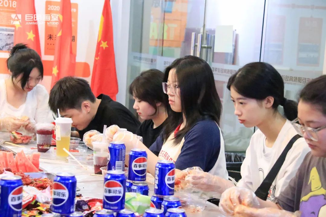繪夢盛夏，歡樂不停丨重慶巨明畫室暑假班班級活動(dòng)