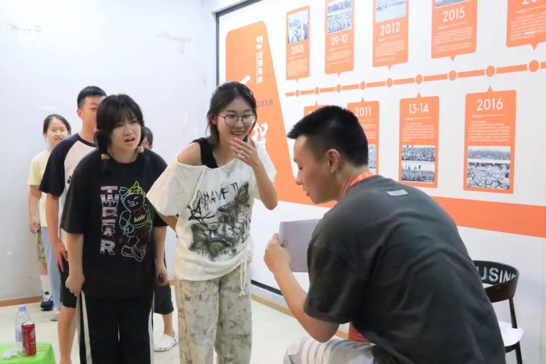 繪夢盛夏，歡樂不停丨重慶巨明畫室暑假班班級活動(dòng)