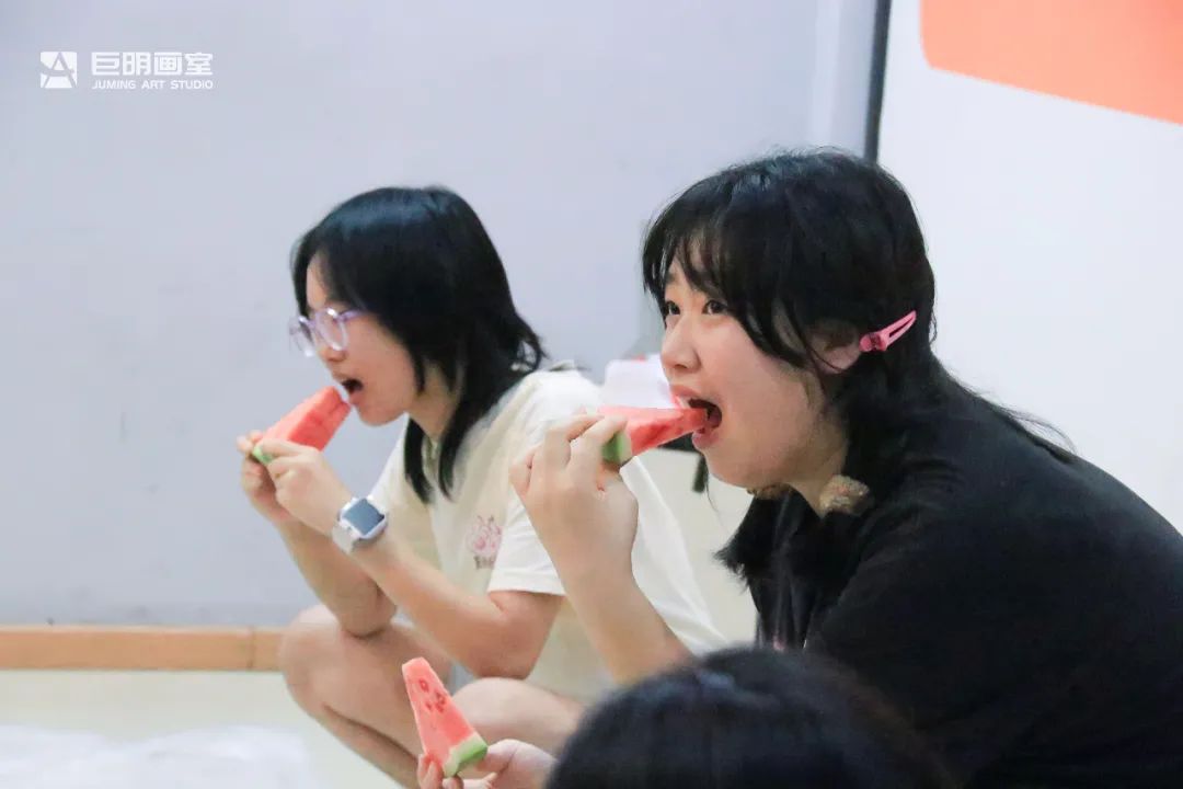 繪夢盛夏，歡樂不停丨重慶巨明畫室暑假班班級活動(dòng)