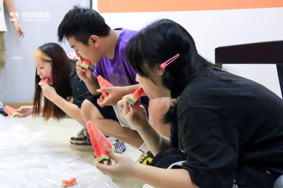 繪夢盛夏，歡樂不停丨重慶巨明畫室暑假班班級活動(dòng)