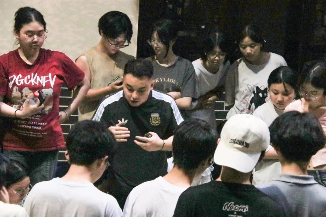 上里古鎮(zhèn)寫生回顧丨重慶巨明畫室2025屆秋季寫生 上里古鎮(zhèn)寫生回顧丨重慶巨明畫室2025屆秋季寫生