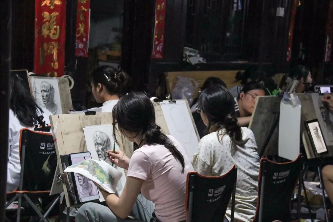 上里古鎮(zhèn)寫生回顧丨重慶巨明畫室2025屆秋季寫生 上里古鎮(zhèn)寫生回顧丨重慶巨明畫室2025屆秋季寫生