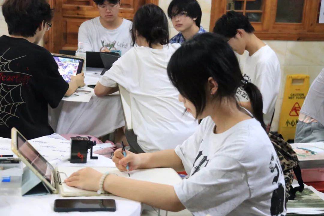 上里古鎮(zhèn)寫生回顧丨重慶巨明畫室2025屆秋季寫生 上里古鎮(zhèn)寫生回顧丨重慶巨明畫室2025屆秋季寫生