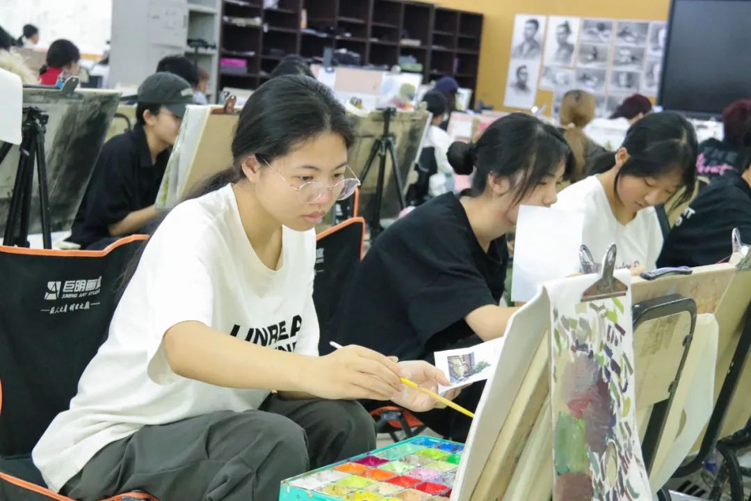 以考為階，丈量成長丨重慶巨明畫室2025年7月水平測(cè)試