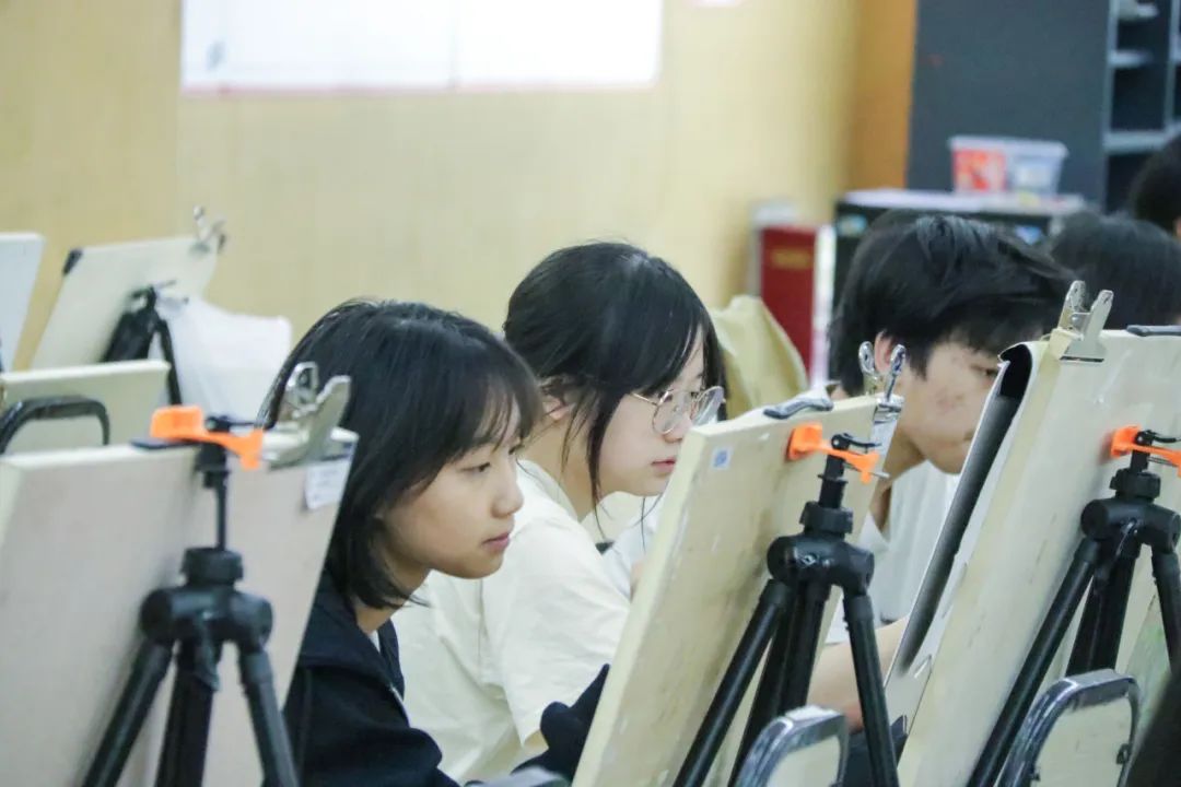 以考為階，丈量成長丨重慶巨明畫室2025年7月水平測(cè)試